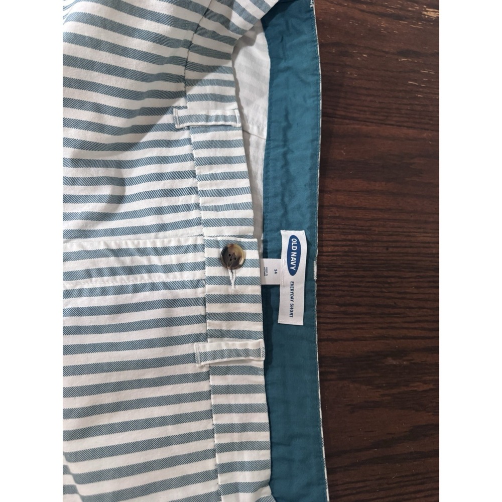Old Navy Striped Chino Shorts 14 Teal White Coastal Beach Preppy Summer Vacay - Picture 2 of 4